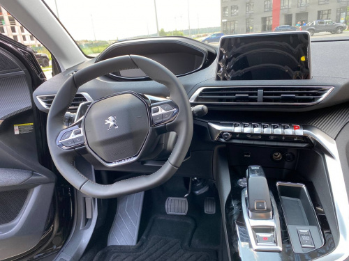 Peugeot-5